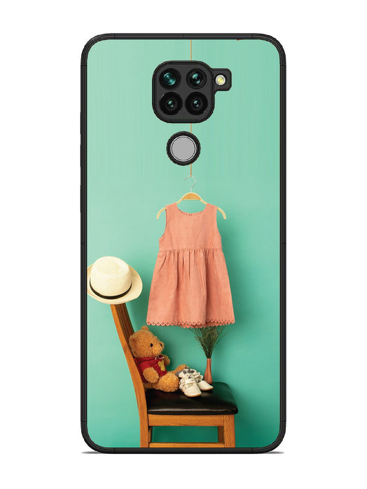 Xiaomi Redmi NOTE 9 Trendy dress for girl near toy bear